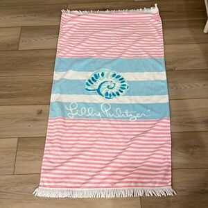 Lilly Pulitzer beach towel excellent condition
